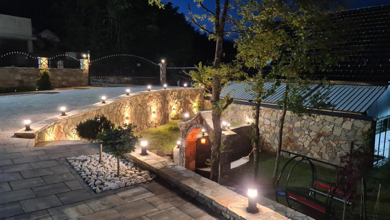 Villa Ozoni - Jezerc Ferizaj Esterno foto