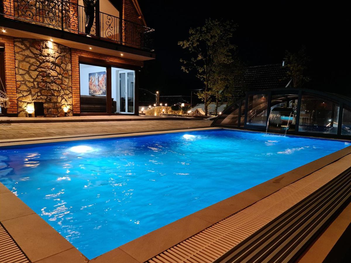 Villa Ozoni - Jezerc Ferizaj Esterno foto